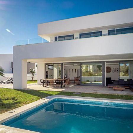 Villa Moderne Proche De La Mer มานิลบา ภายนอก รูปภาพ