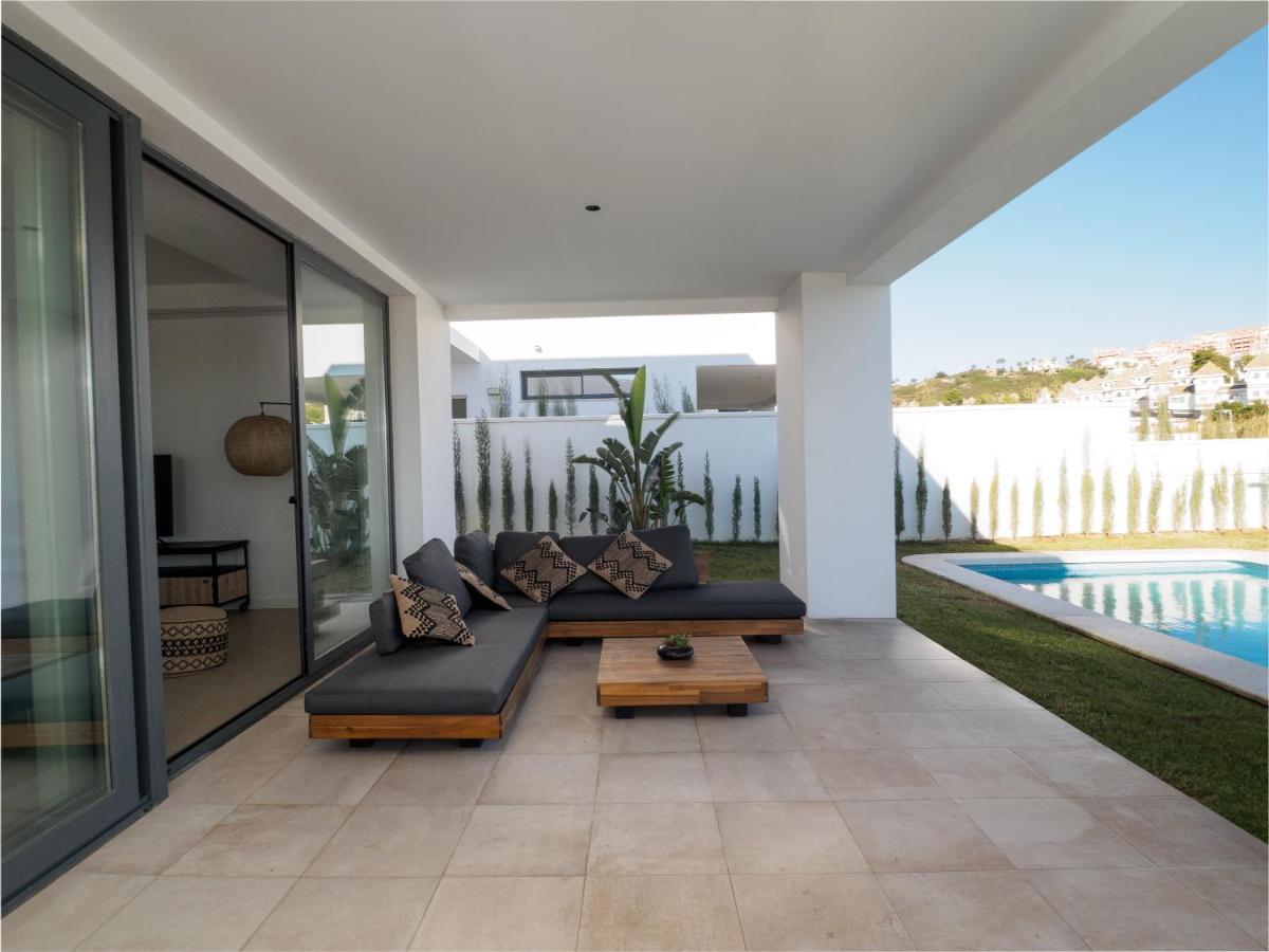 Villa Moderne Proche De La Mer มานิลบา ภายนอก รูปภาพ